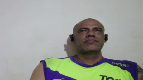 Snapshot of retlam37 chatting on June 2026 06:00:01 AM Walter online show from June 2026 06:00:01 AM