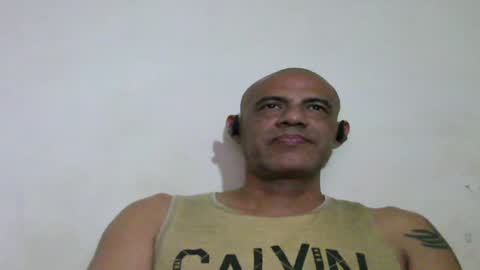 Snapshot of retlam37 chatting on June 2026 05:01:02 AM Walter online show from June 2026 05:01:02 AM