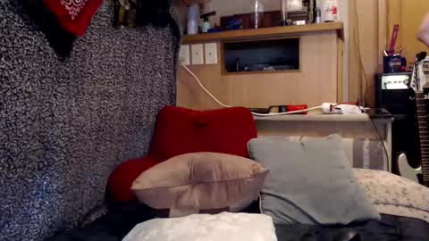 Snapshot of retro834 chatting on January 2025 03:16:01 PM Rhett online show from January 2025 03:16:01 PM