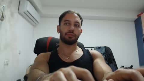 Chris online show from October 2025 07:02:01 PM