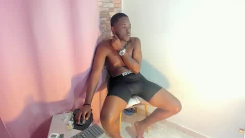 Snapshot of rey_bbc chatting on April 2026 03:37:02 AM rey_bbc online show from April 2026 03:37:02 AM