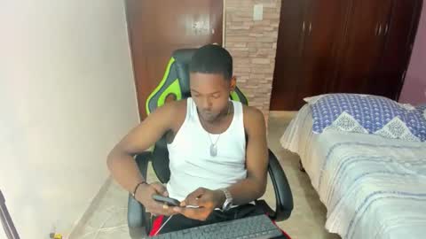 Snapshot of rey_bbc chatting on May 2026 12:38:01 AM rey_bbc online show from May 2026 12:38:01 AM