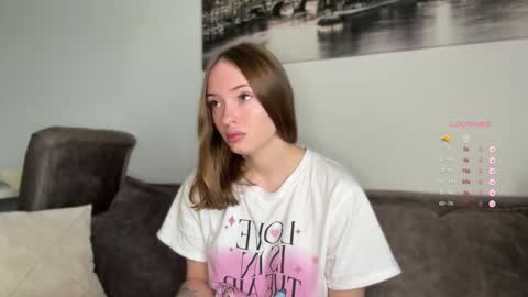 Snapshot of reyeva chatting on September 2025 08:41:01 AM reyeva online show from September 2025 08:41:01 AM