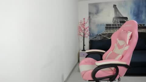 Snapshot of rheaetthan chatting on May 2026 10:28:01 PM rheaetthan online show from May 2026 10:28:01 PM