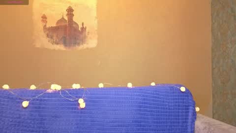 Snapshot of rheamoonn chatting on April 2026 05:52:01 AM Grace online show from April 2026 05:52:01 AM