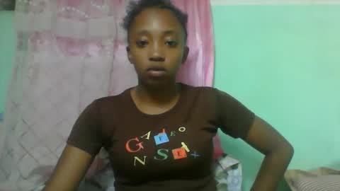 Snapshot of rhesa404090 chatting on February 2026 05:22:02 PM rhesa404090 online show from February 2026 05:22:02 PM