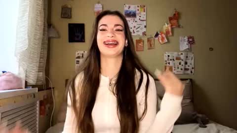 Snapshot of rhiannonmuccigrosso chatting on November 2025 09:08:01 AM Anna online show from November 2025 09:08:01 AM