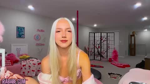 ria  online show from October 2025 03:18:02 AM