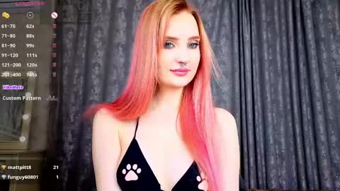Snapshot of riawoods chatting on April 2026 06:17:02 PM Ria Woods online show from April 2026 06:17:02 PM