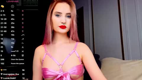 Snapshot of riawoods chatting on May 2026 07:31:01 PM Ria Woods online show from May 2026 07:31:01 PM
