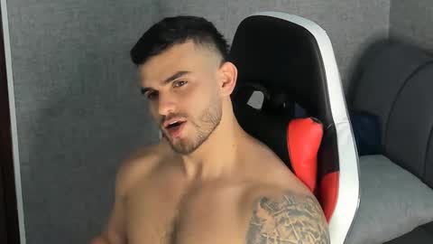 ricardogonzalez666 online show from January 2025 04:55:01 PM