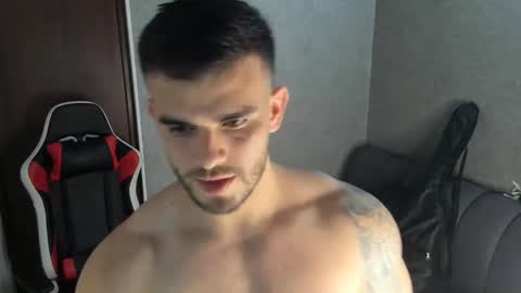 ricardogonzalez666 online show from January 2025 03:08:02 AM