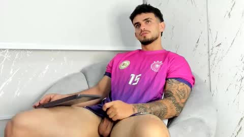 ricardogonzalez666 online show from March 2026 04:22:02 PM