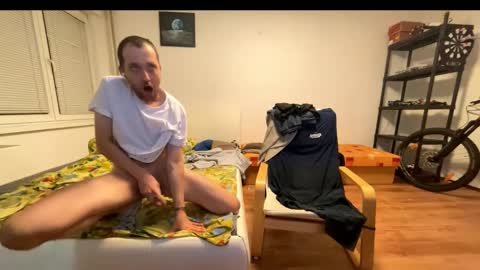 ricciardio online show from October 2025 06:39:01 PM