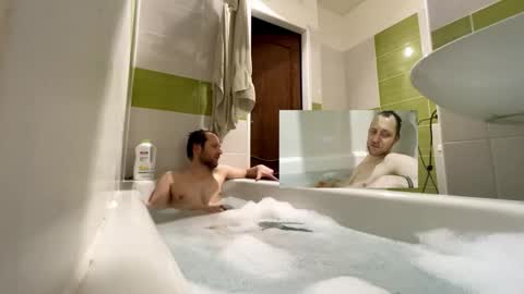 ricciardio online show from October 2025 10:22:02 PM