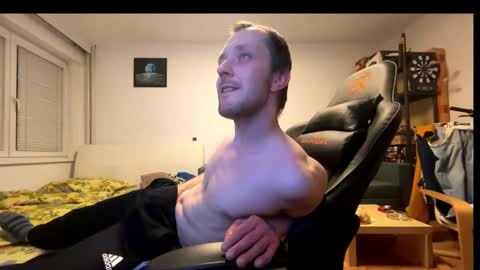 ricciardio online show from November 2025 06:40:02 PM