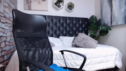 richar_voller online show from January 2025 04:55:02 PM