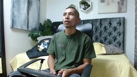 richar_voller online show from February 2025 11:17:02 AM