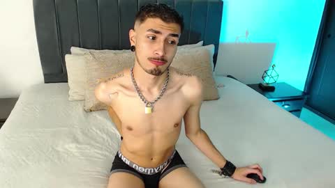 Richard online show from January 2025 11:19:01 PM