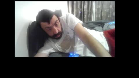 Snapshot of richard_hot27_ chatting on May 2026 08:42:01 AM Richard online show from May 2026 08:42:01 AM