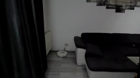 RichardDarell online show from October 2025 05:40:01 AM