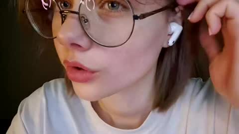 Snapshot of richardlundsten chatting on April 2026 07:30:02 PM Luna online show from April 2026 07:30:02 PM