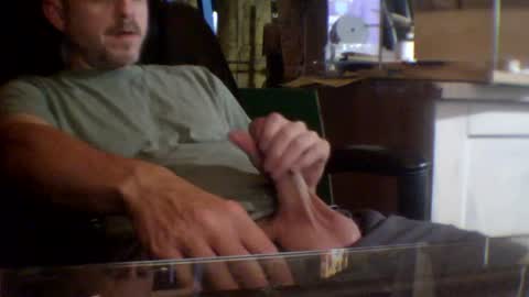 Snapshot of richg4200 chatting on July 2026 06:05:01 AM richg4200 online show from July 2026 06:05:01 AM