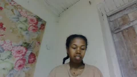 Snapshot of richimelaa chatting on June 2026 03:35:01 AM richimelaa online show from June 2026 03:35:01 AM