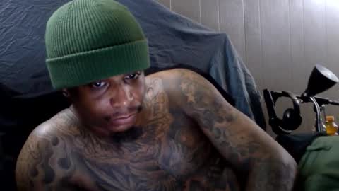 Snapshot of rickavelli chatting on October 2025 03:53:01 AM Rick online show from October 2025 03:53:01 AM