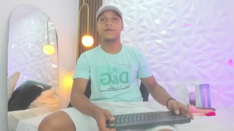 Ricky  online show from October 2025 02:05:02 PM