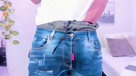 Ricky  online show from November 2025 09:25:02 PM