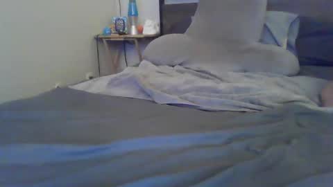 Snapshot of rickyandluucy chatting on February 2026 09:19:02 AM RickyandLuucy online show from February 2026 09:19:02 AM