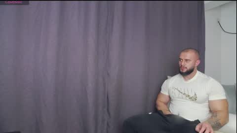 Snapshot of rickymiami1 chatting on November 2025 04:28:02 PM rickymiami1 online show from November 2025 04:28:02 PM