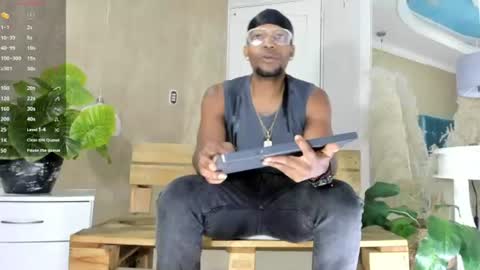 Snapshot of ricobrown777 chatting on July 2026 04:15:01 AM RicoBrowm online show from July 2026 04:15:01 AM