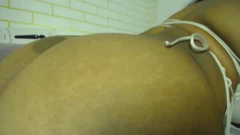 milena online show from November 2025 03:28:01 AM