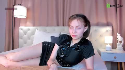 rihanna_walker online show from November 2025 01:22:02 AM