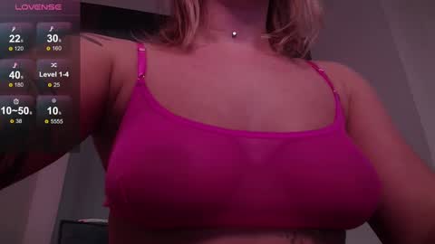 Snapshot of rikaraily chatting on March 2025 09:50:01 AM Rika online show from March 2025 09:50:01 AM