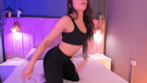 Riley online show from April 2026 09:42:01 PM