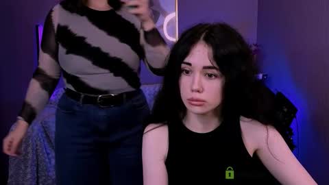 Meow online show from November 2025 08:30:02 PM