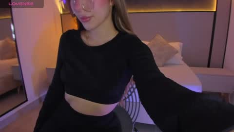 Riley Sierra online show from April 2026 01:13:02 PM