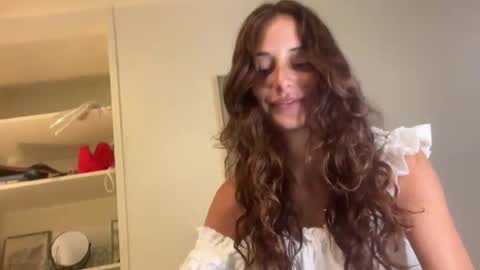 Riley online show from October 2025 05:02:02 PM