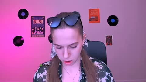 Rina online show from May 2026 07:46:02 AM