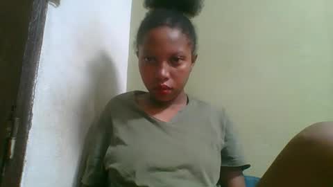 Snapshot of rinah654271 chatting on April 2026 02:51:02 AM rinah654271 online show from April 2026 02:51:02 AM