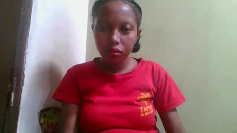 Snapshot of rinah654271 chatting on April 2026 07:45:01 AM rinah654271 online show from April 2026 07:45:01 AM