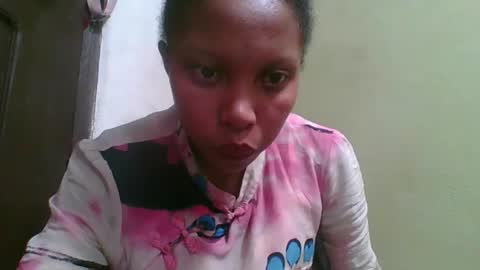 Snapshot of rinah654271 chatting on May 2026 03:07:01 PM rinah654271 online show from May 2026 03:07:01 PM