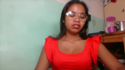 Snapshot of rinah856024 chatting on June 2026 06:15:01 AM rinah856024 online show from June 2026 06:15:01 AM