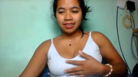 Snapshot of rinah856024 chatting on July 2026 04:40:02 AM rinah856024 online show from July 2026 04:40:02 AM