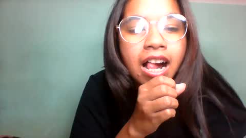 Snapshot of rinah856024 chatting on July 2026 06:58:02 PM rinah856024 online show from July 2026 06:58:02 PM