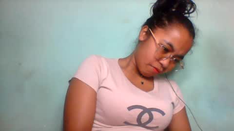 Snapshot of rinah856024 chatting on July 2026 04:39:33 PM rinah856024 online show from July 2026 04:39:33 PM