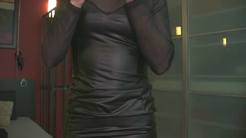 Snapshot of rinathequeen chatting on February 2025 01:54:01 PM rinathequeen online show from February 2025 01:54:01 PM